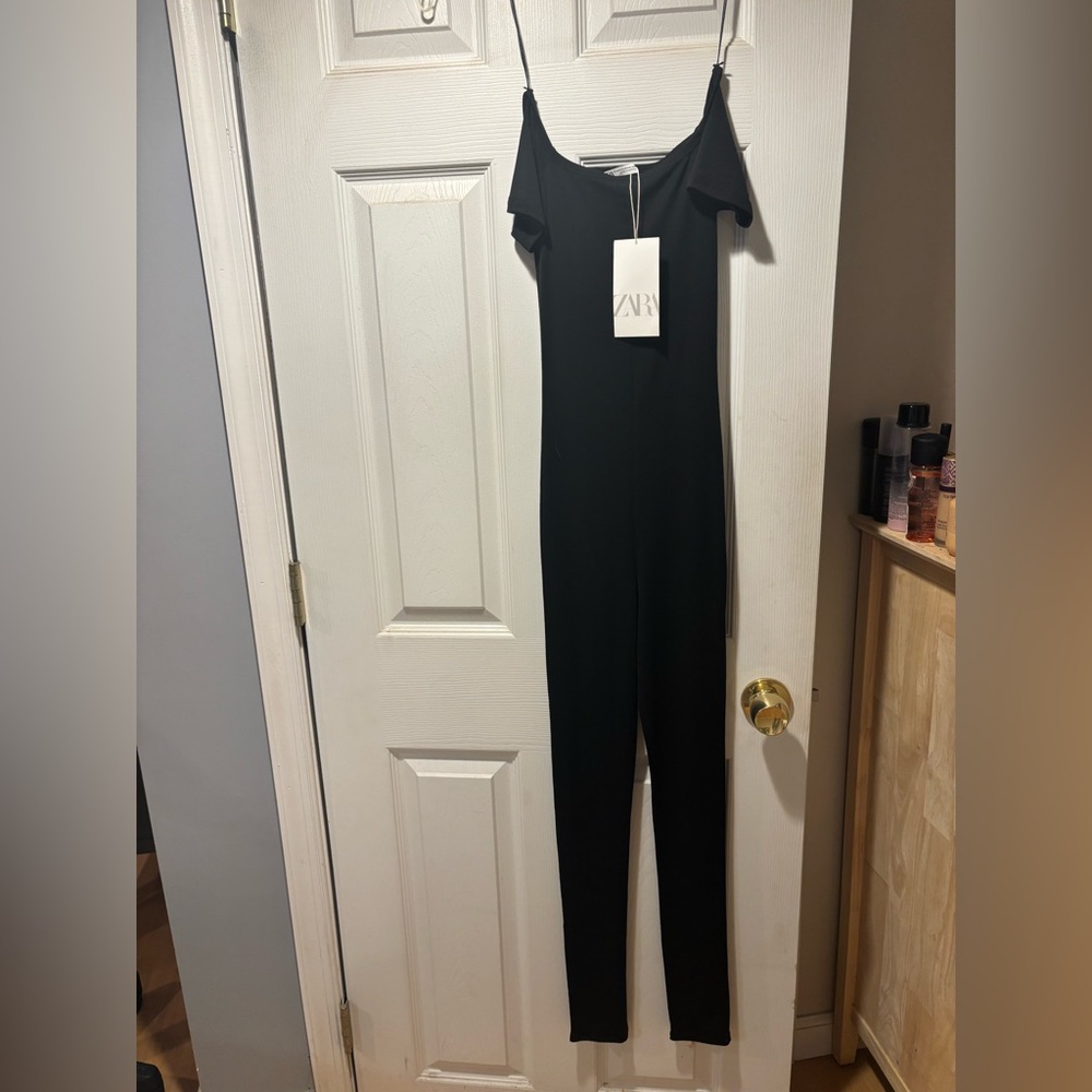 Zara Black Off-Shoulder Slim Jumpsuit
